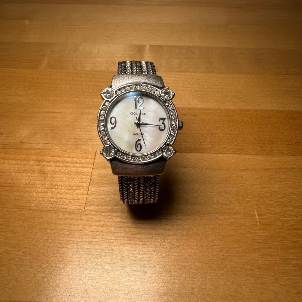 Golden Geneva Elite Women's Quartz Watch Mother of Pearl Silver Cuff 2289